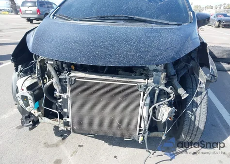 2016 Nissan Versa Note Sv z USA, uszkodzony, nr VIN 3N1CE2CP7GL385298